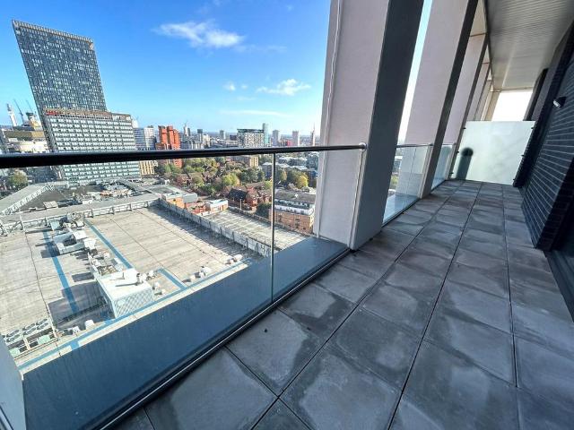 St. Martins Place, Birmingham, B15 1 bed apartment to rent £1,300 pcm £300 pw