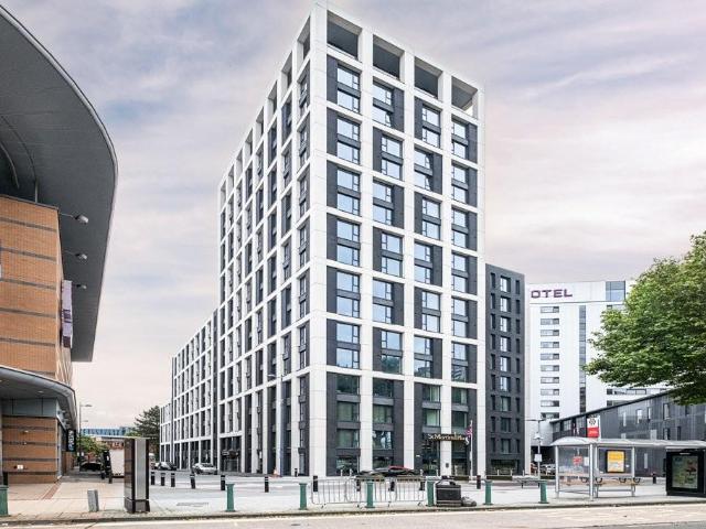 St Martins Place, Birmingham B15 1 bed apartment to rent £1,450 pcm £335 pw