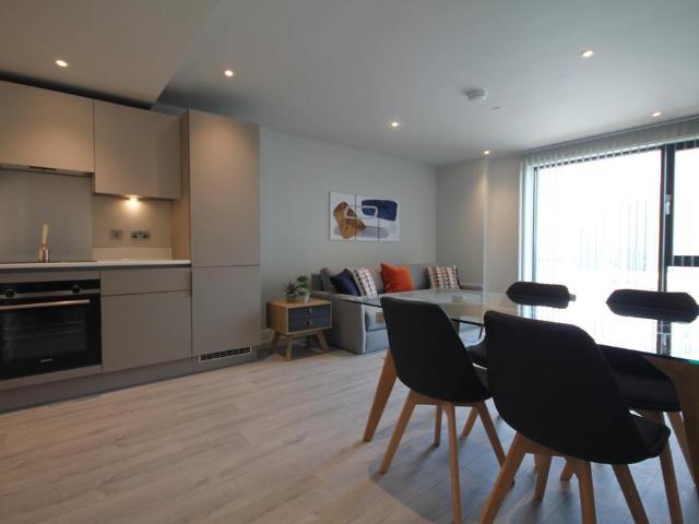 St Martins Place, Broad Street. 1 bed apartment to rent £1,150 pcm £265 pw