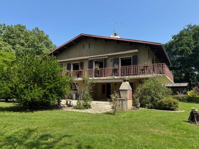 ST MARTORY ARNAUD GUILHEM Maison de 207m2 sur terrain de 2600m2