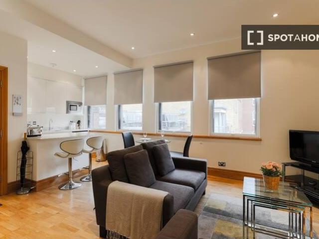 St Mary at Hill, Lovat Lane, Monument, London, EC3R 8DW, United Kingdom | Studio apartment for rent #143233811 | Rentberry