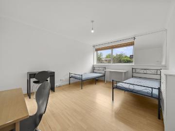 St Mary Le Park Court, Parkgate Road, Battersea, London SW11, 2 bed flat to rent, £2,800 pcm | PrimeLocation