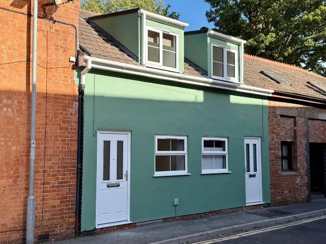 St. Mary Street, Bridgwater TA6, 2 bed terraced house to rent, £950 pcm | PrimeLocation