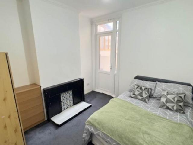 St`Mary Street, Plaistow 1 bed in a house share to rent £797 pcm £184 pw