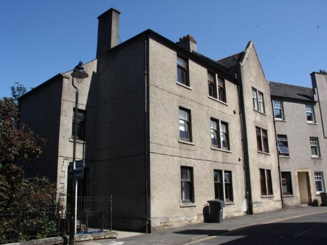 St Mary's Wynd, Stirling Town. 2 bed flat to rent £995 pcm £230 pw