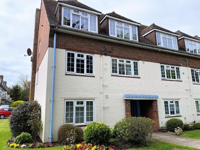 St. Mary's Close, Willingdon, Eastbourne BN22, 2 bed flat to rent, £1,200 pcm | PrimeLocation