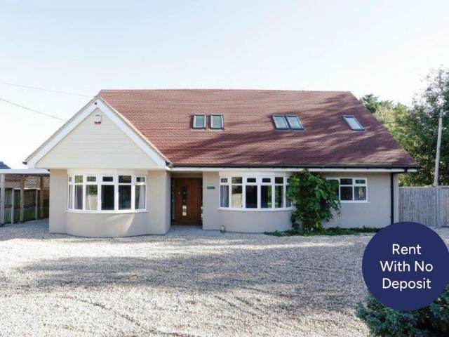 St. Marys Close, Eastry, Sandwich. 4 bed detached house to rent £2,250 pcm £519 pw