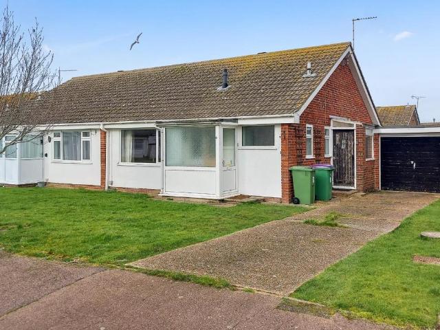 St. Marys Gardens, Dymchurch, Romney. 2 bed semi detached bungalow to rent £1,300 pcm £300 pw
