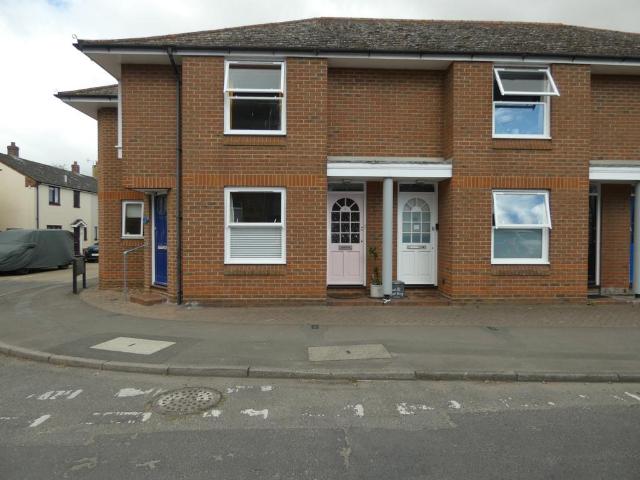 St. Marys Mews, Station Road, CM9 1 bed flat to rent £895 pcm £207 pw