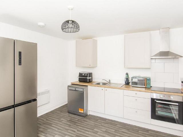 St. Marys Road, Market Harborough 2 bed flat to rent £875 pcm £202 pw