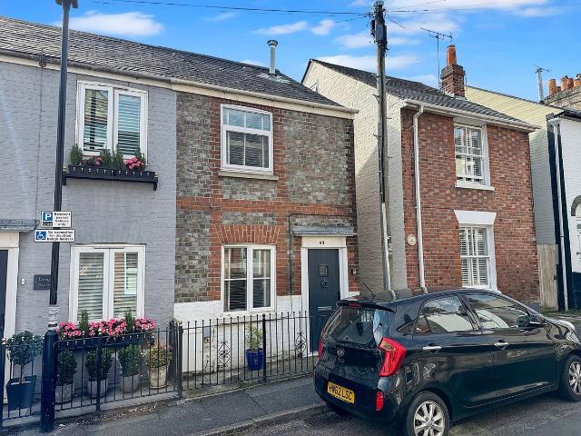 St. Marys Road, Cowes PO31, 2 bed semi detached house to rent, £1,250 pcm | PrimeLocation