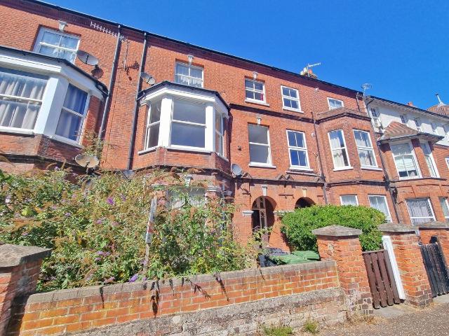 St. Marys Road, Cromer NR27, 2 bed flat to rent, £825 pcm | PrimeLocation