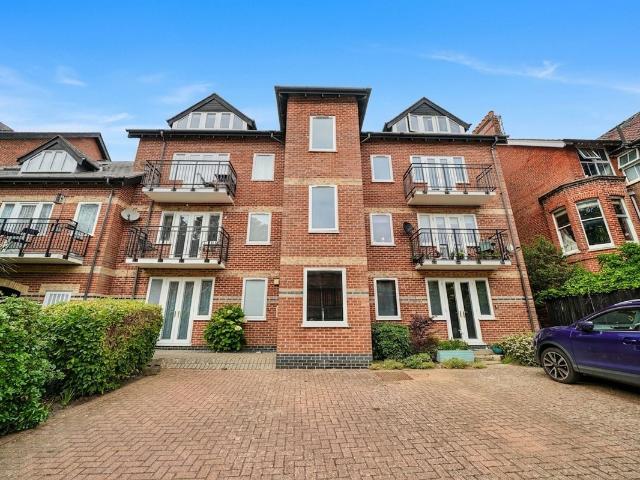 St. Mary's Road, Cromer NR27, 2 bed flat to rent, £1,100 pcm | PrimeLocation