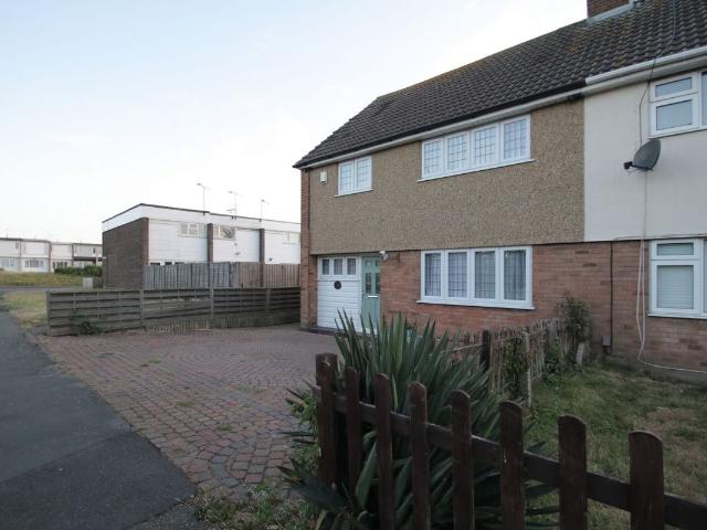 St Marys Road, Grays RM16, 5 bed terraced house to rent, £2,650 pcm | PrimeLocation