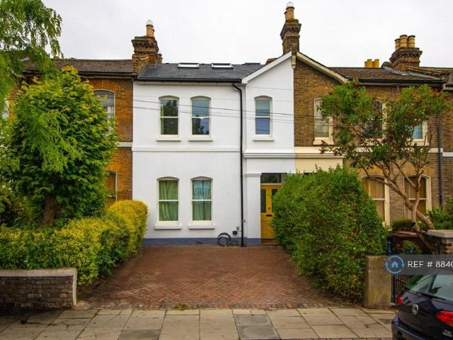 St Mary's Road, London, SE15 6 bed terraced house to rent £6,200 pcm £1,431 pw