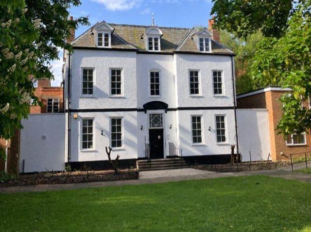 St. Marys Square, Gloucestershire GL1 1 bed flat to rent £995 pcm £230 pw