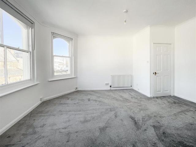 St Margaret’s Road, St Leonards, TN37 6EH