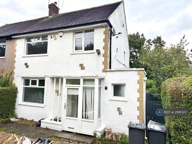 St. Margarets Avenue, Bradford, BD4 3 bed semi detached house to rent £950 pcm £219 pw