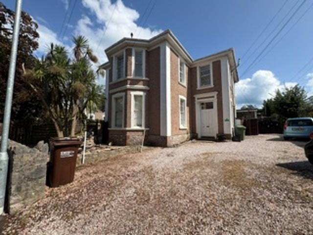 St. Margarets Road, Torquay, TQ1 2 bed house to rent £850 pcm £196 pw