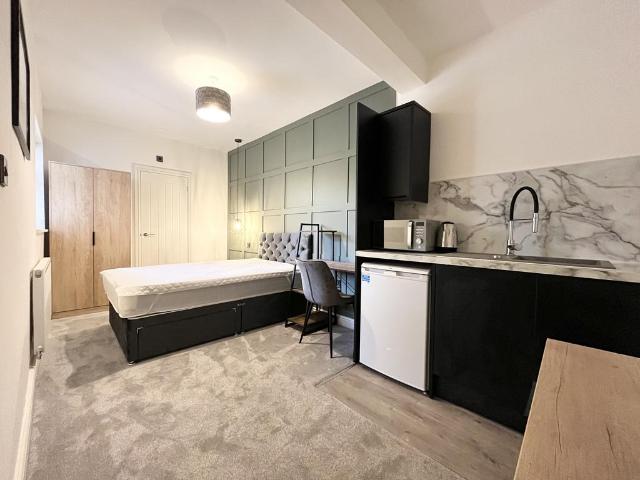 St. Margarets Road, PETERBOROUGH PE2 Studio to rent £690 pcm £159 pw