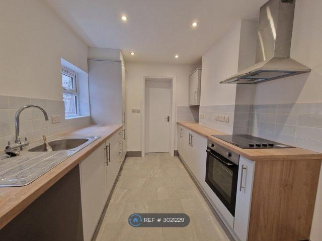 St. Margarets Road, Peterborough PE2, 3 bed terraced house to rent, £1,150 pcm | PrimeLocation