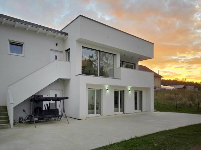 St. Marienkirchen/P: Neuwertiges Traumhaus – 171m² Wohnfläche, Terrasse & Wärmepumpe