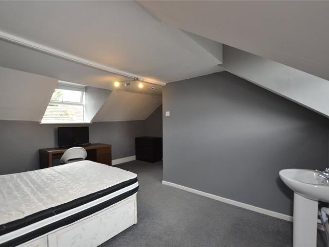 St. Mark Street, Gloucester, GL1