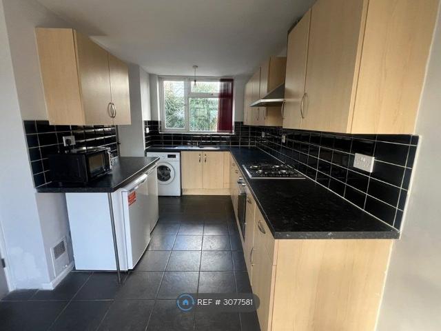St. Marks Crescent, Birmingham B1, 2 bed terraced house to rent, £1,300 pcm | PrimeLocation