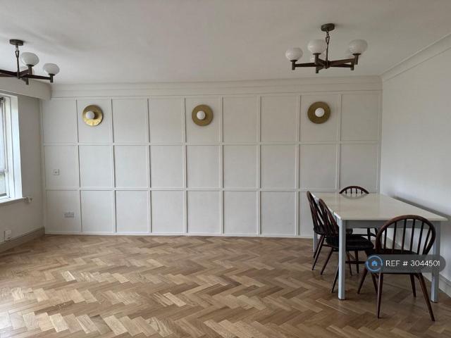 St Marks Road, London, SE25 2 bed flat to rent £1,900 pcm £438 pw