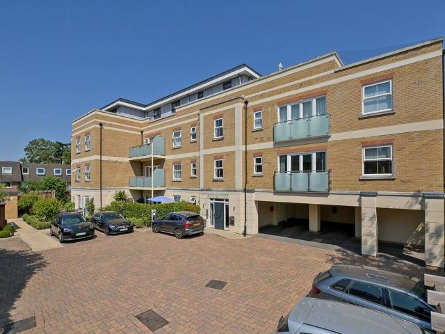 St. Marks Road, Windsor, Berkshire SL4, 2 bed flat to rent, £2,700 pcm | PrimeLocation
