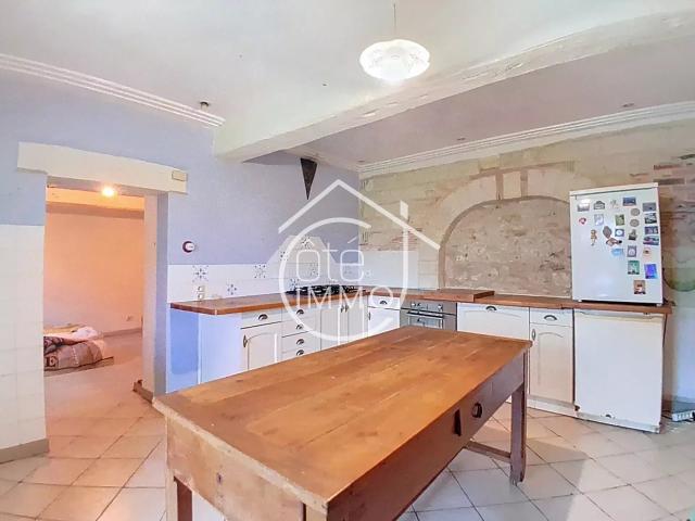 St Meard De Gurcon: Maison du pays T4 grange jardin 1000 m² 73m² Saint Méard de Gurçon