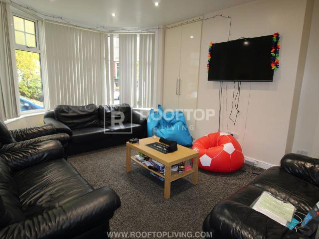 St. Michaels Villas, Leeds LS6, 8 bed shared accommodation to rent, £5,026 pppm | PrimeLocation