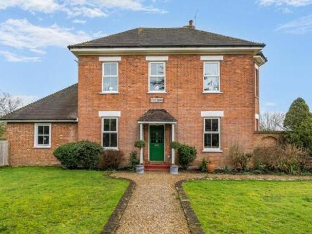 St. Michaels, Ashford Road, Tenterden, 4 Bedroom Detached