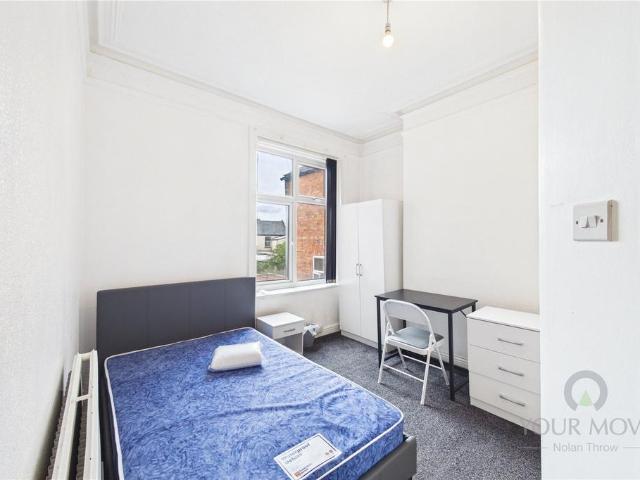 St. Michaels Avenue, Northampton NN1 1 bed in a house share to rent £605 pcm £140 pw