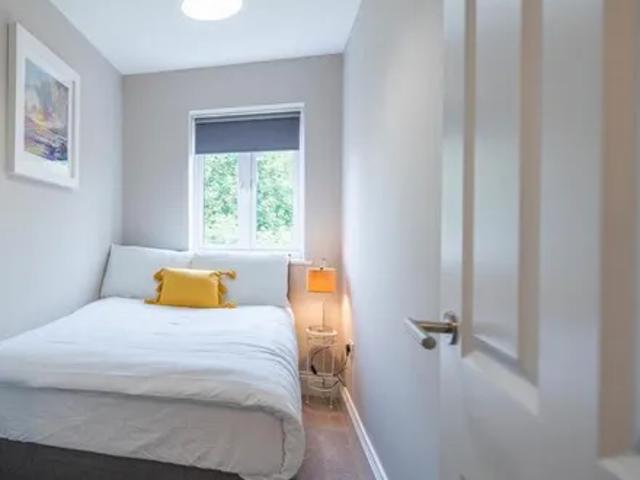 St. Michael's Court, Cape Hill, B66 3BX, United Kingdom | 3 bed house for rent #137836824 | Rentberry