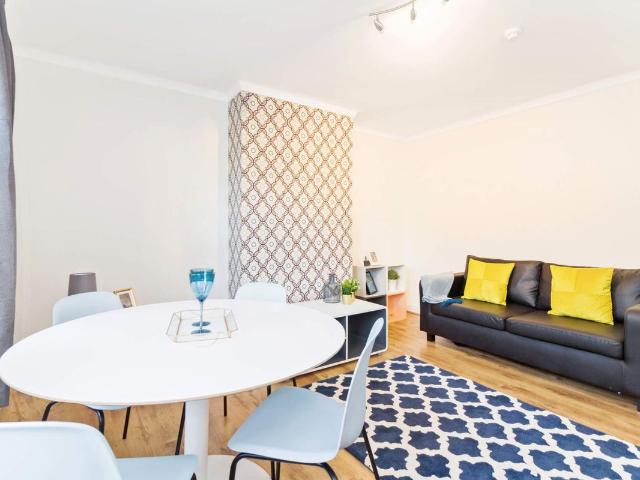 St Michaels Lane, Leeds LS6, 5 bed shared accommodation to rent, £390 pppm | PrimeLocation