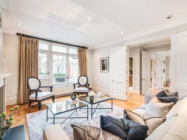 St Michael's Mews, London, SW1W 8JZ, United Kingdom | 4 bed townhouse for rent #139333390 | Rentberry