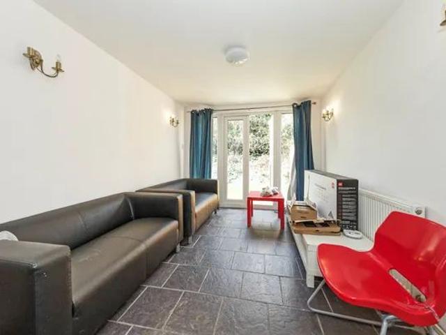 St Michaels Place, Canterbury
