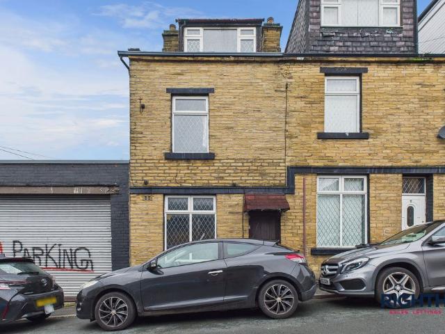 St. Michaels Road, Bradford BD8, 4 bed terraced house to rent, £899 pcm | PrimeLocation
