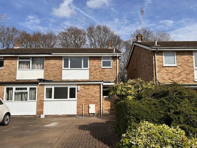 St Michaels Road, Canterbury Ref 1229 CT2, 4 bed property to rent, £2,600 pcm | PrimeLocation