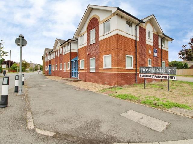 St. Neots Road, St. Neots PE19, 2 bed flat to rent, £1,050 pcm | PrimeLocation