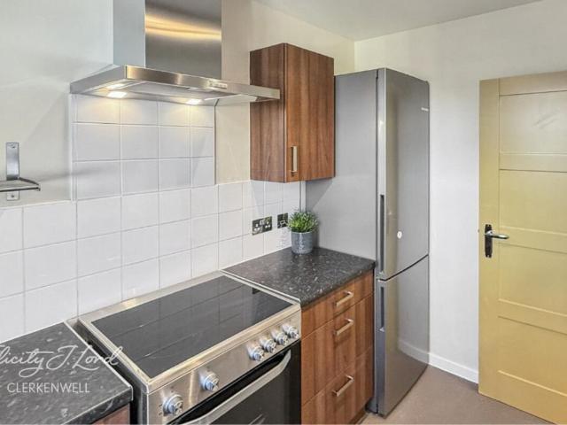 St Nicholas Flats, Werrington Street. 1 bed flat to rent £2,200 pcm £508 pw