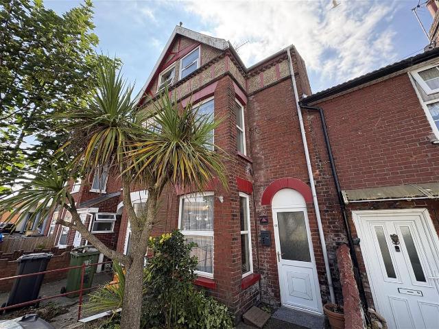 St. Nicholas Road, Great Yarmouth NR30, 3 bed terraced house to rent, £875 pcm | PrimeLocation