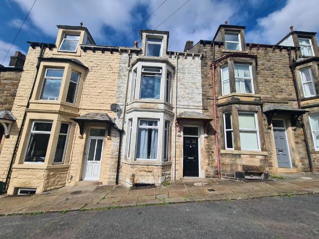 St. Oswald Street, Lancaster, LA1 5 bed terraced house to rent £520 pcm £120 pw