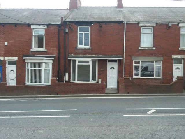 St Oswalds Terrace, Shiney Row, DH4 4JX 3 bed terraced house to rent £700 pcm £162 pw