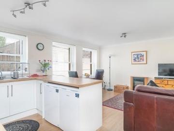 St Patrick Square, Edinburgh EH8, 1 bed flat to rent, £1,200 pcm | PrimeLocation