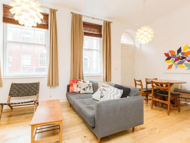 St. Paul Street, Bristol, BS2 2 bed apartment to rent £1,600 pcm £369 pw