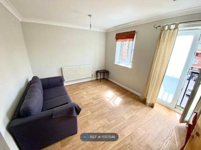 St. Paul's Way, London E3, 1 bed flat to rent, £1,800 pcm | PrimeLocation