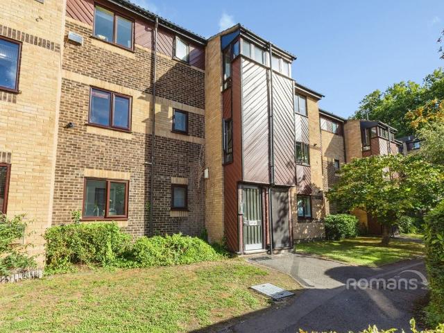 St. Pauls Court, Reading, Berkshire RG1, 1 bed flat to rent, £1,200 pcm | PrimeLocation