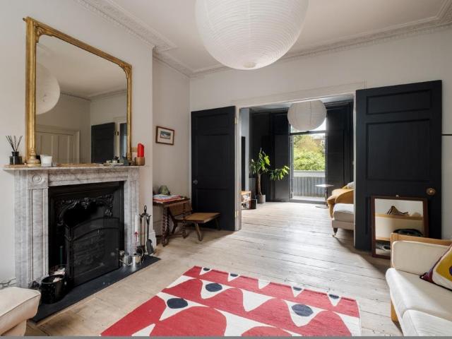 St Pauls Place London N1 3 bed house to rent £7,500 pcm £1,731 pw